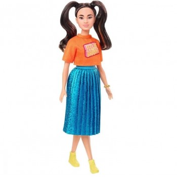 Papusa Barbie by Mattel...